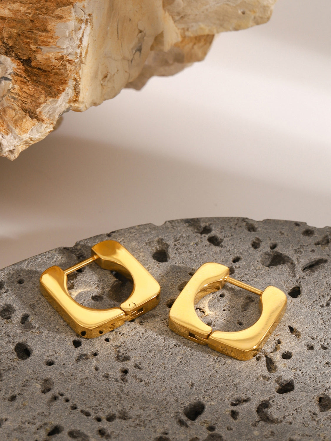 DCDI 18K Gold-Plated Stainless Steel Well Rounded Square Earrings