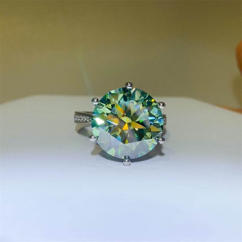 DCDI Brilliant Green 10 Carat Moissanite 925 Sterling Silver Ring
