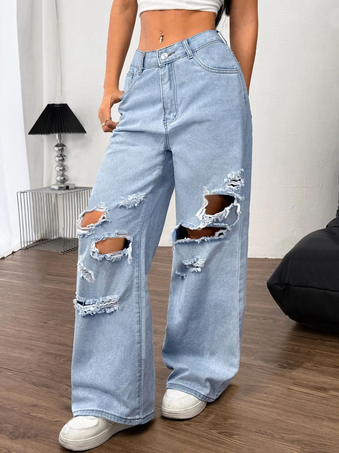 DS Designer 225-4294 Distressed Wide Leg Jeans