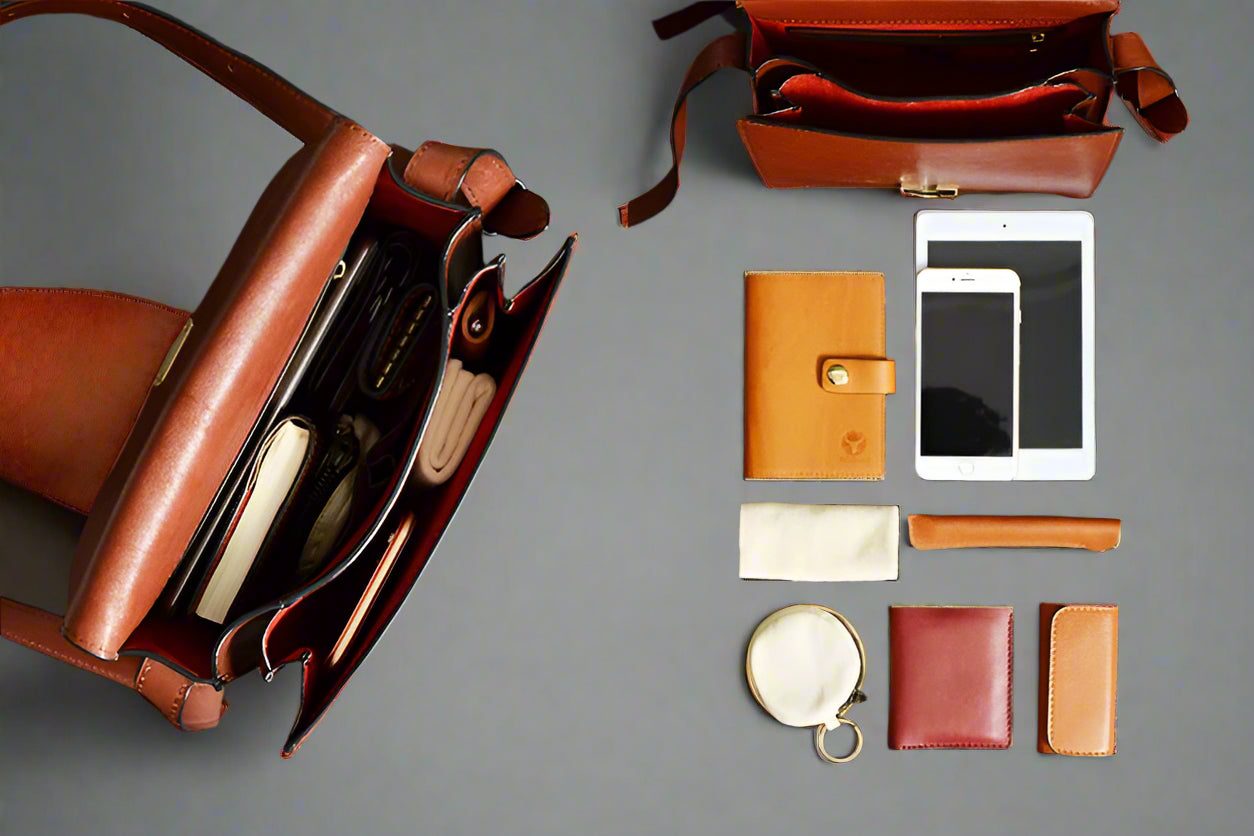 DS Designer Virtuous Messenger Handbag