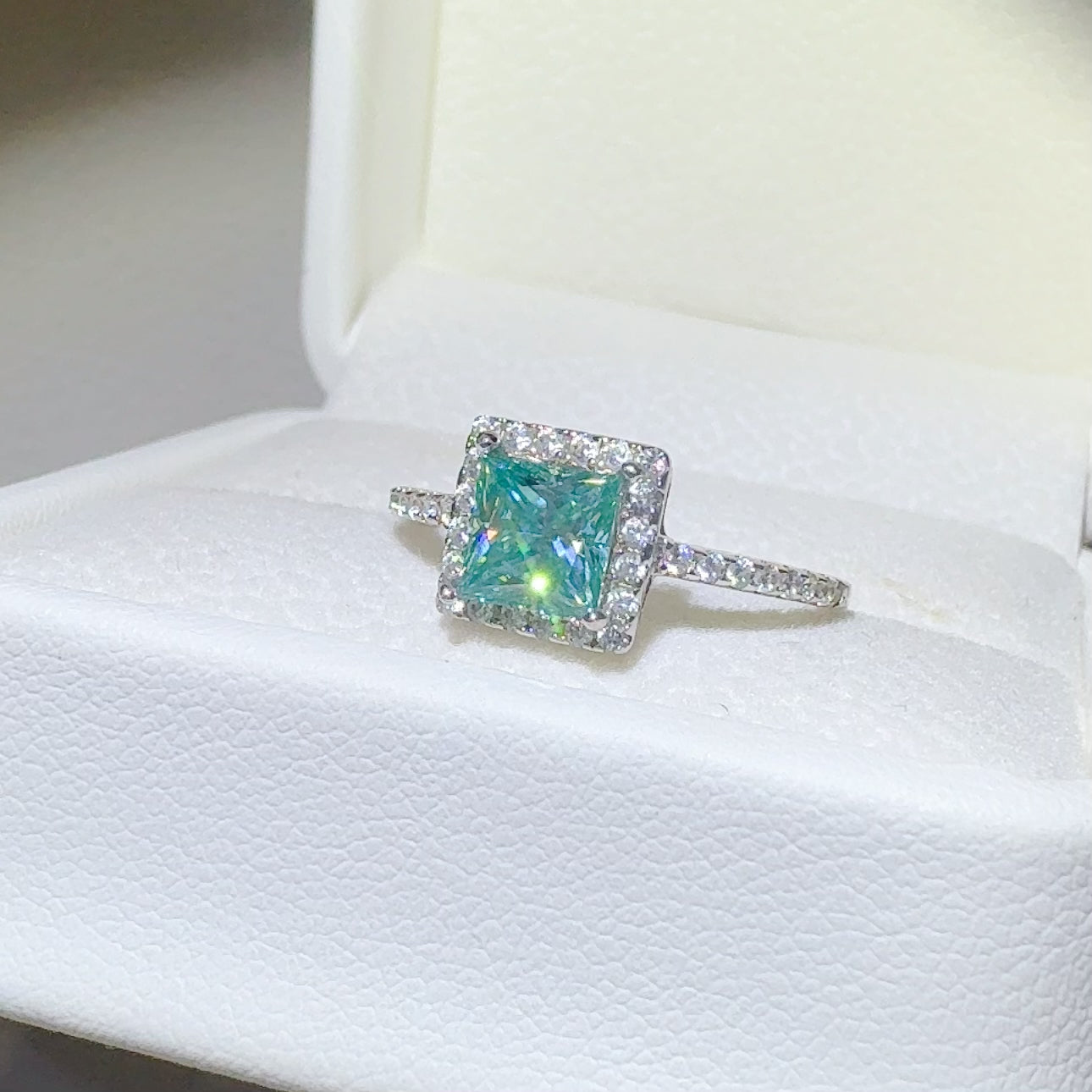 DCDI Torsi 2 Carat Moissanite 925S Ring