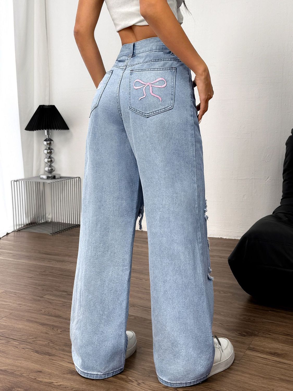 DS Designer 225-4294 Distressed Wide Leg Jeans