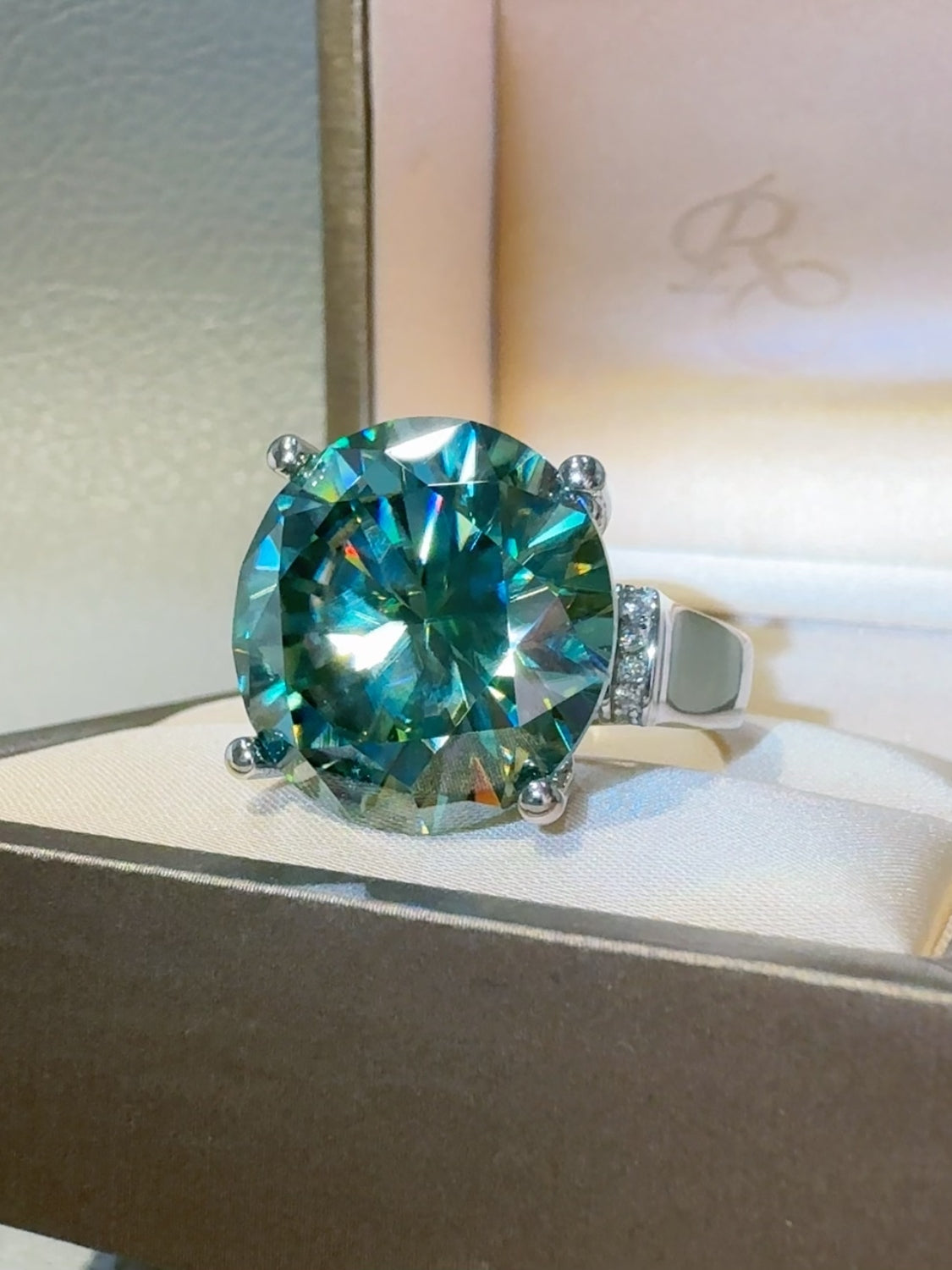 DCDI Aura 20 Carat Turquoise Moissanite 925SS Ring